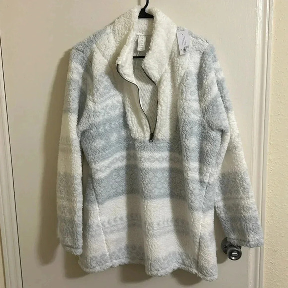 Livi Active Tops - NWT LIVI Active Sherpa Fuzzy Quarter Zip Pullover